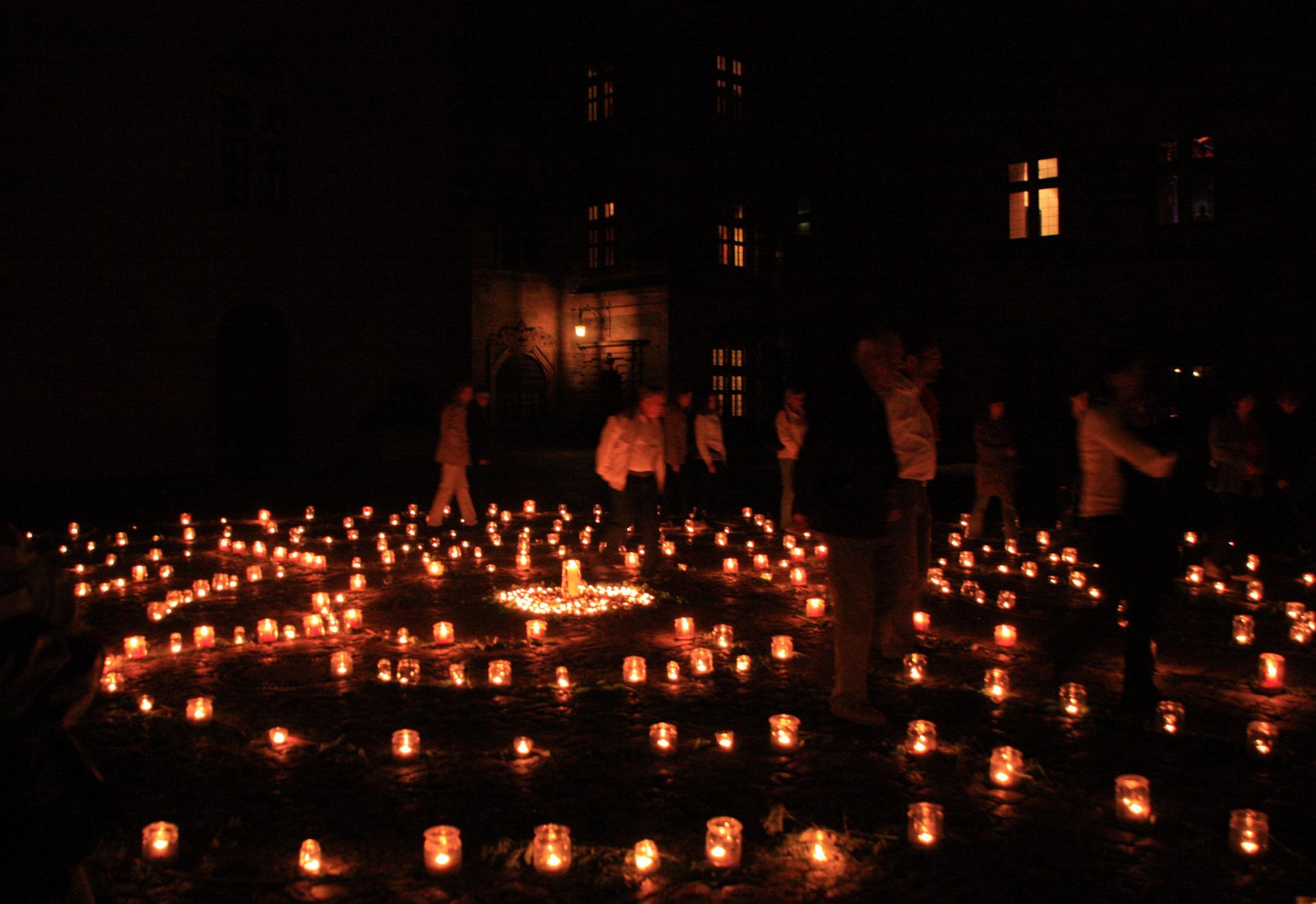 NOK 2010