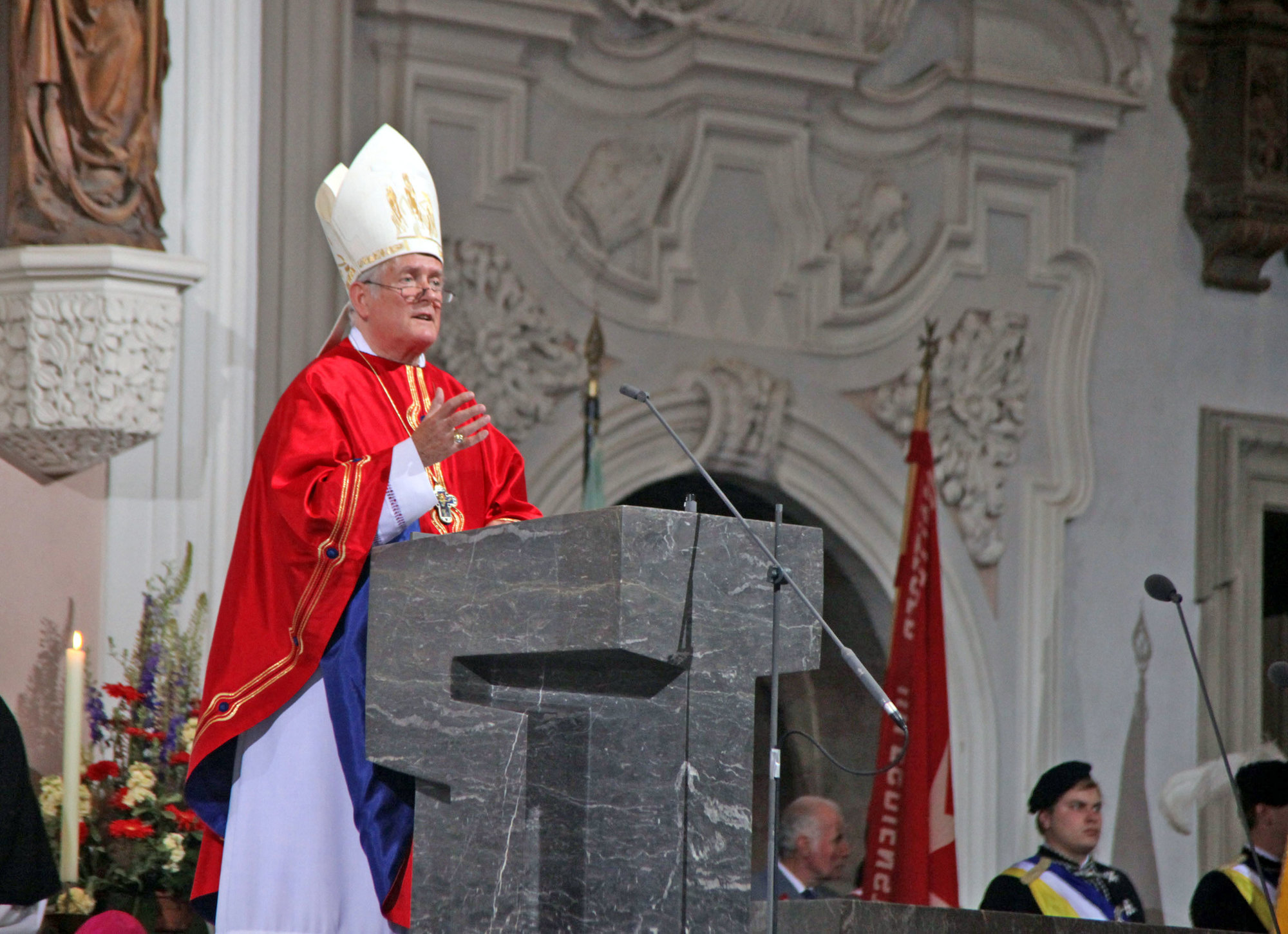 Bischof Dr. Friedhelm Hofmann